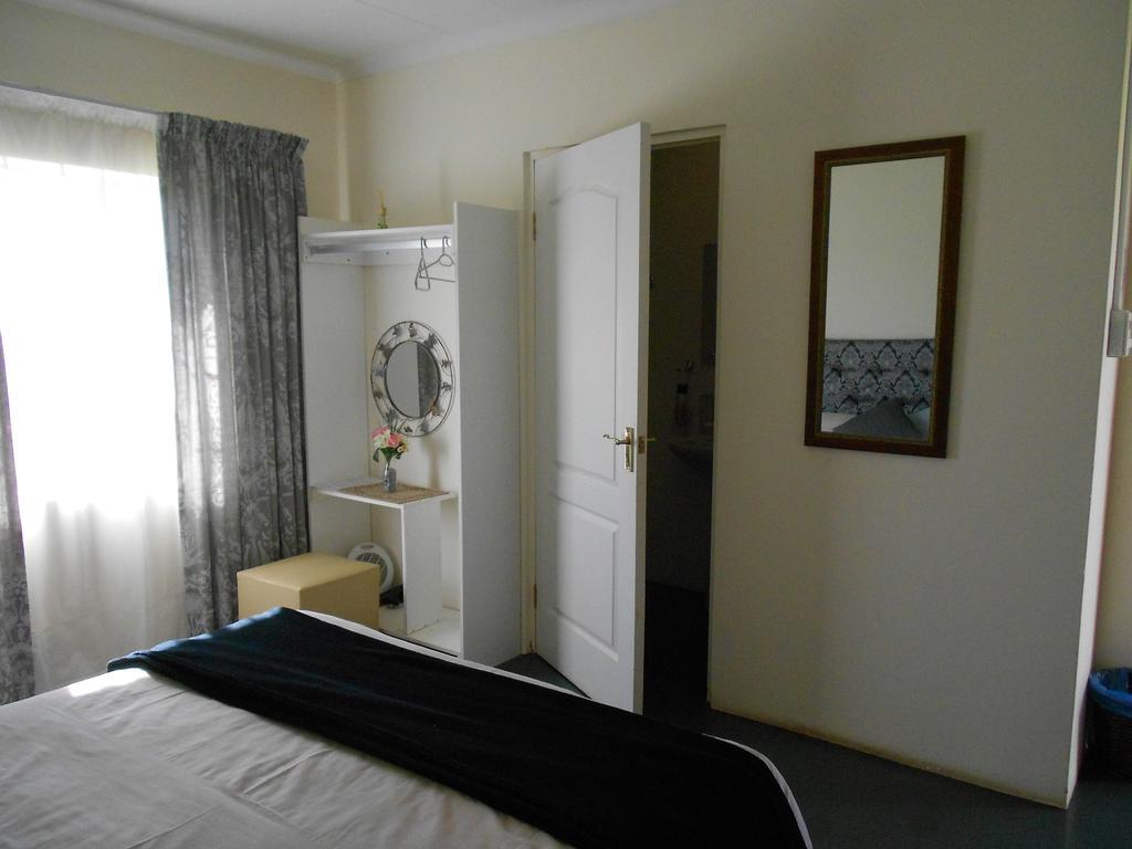 Hartley Manor Guest House Muldersdrift Room photo